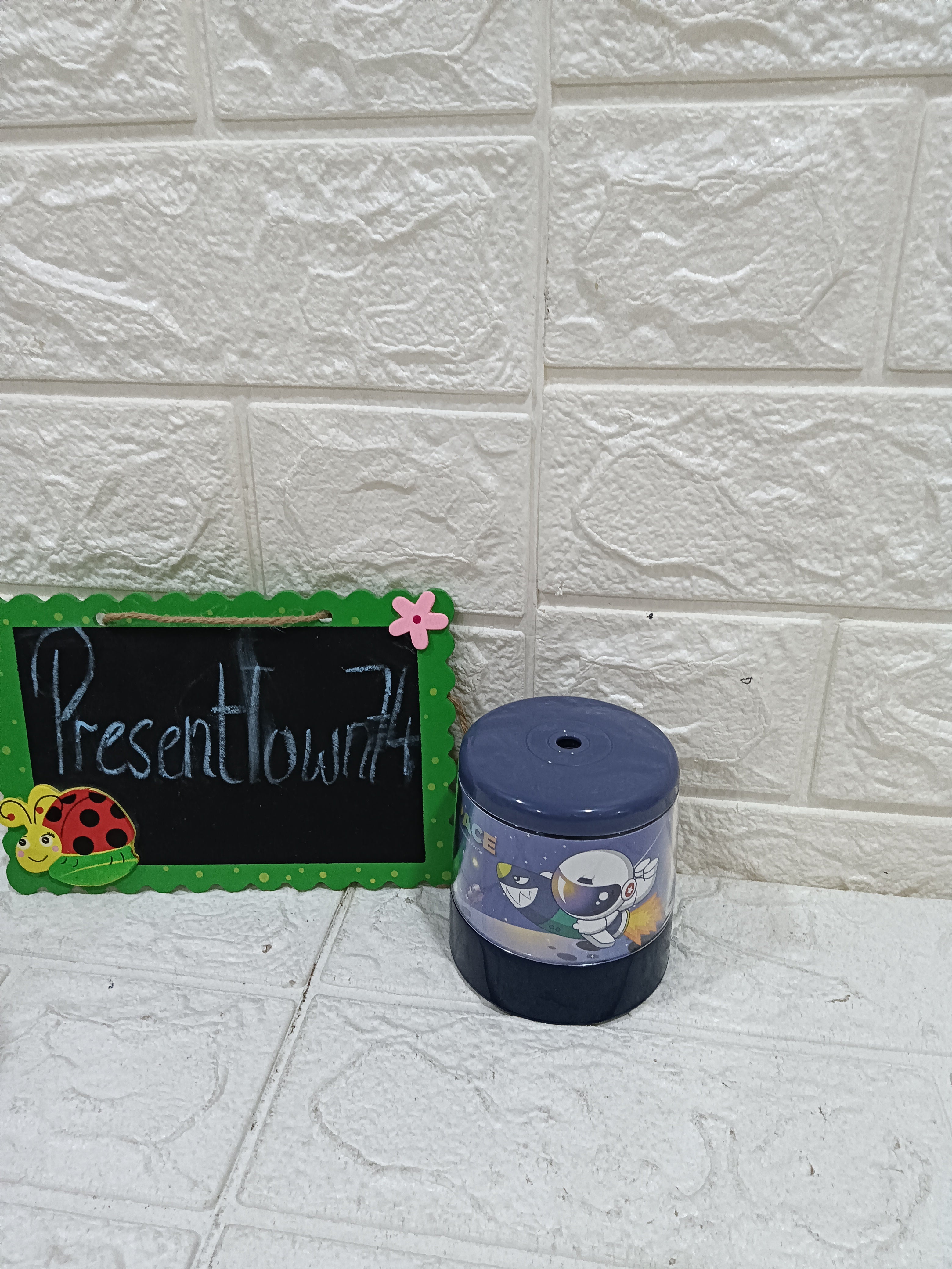 Morden Electric Sharpener for Kids